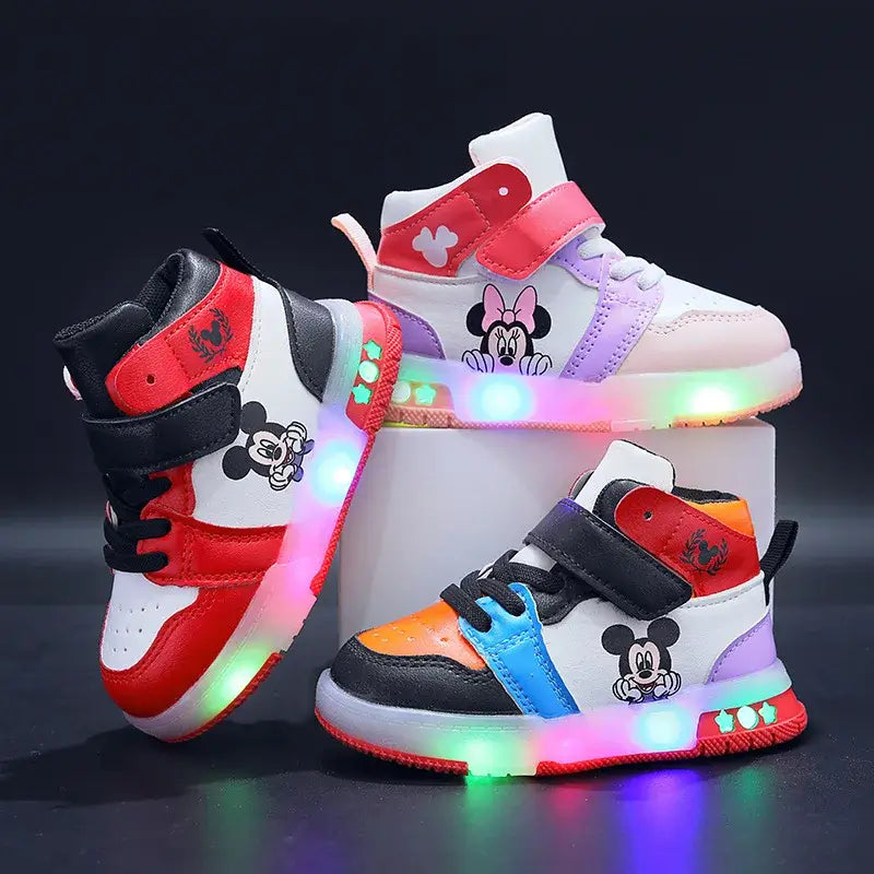 Scarpe per Bambini Disney LED Adorabili – Per Avventure Allegre