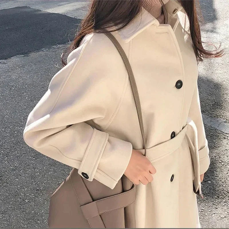 Cappotto Lungo da Donna con Cintura – Elegante e Caldo per l'Inverno