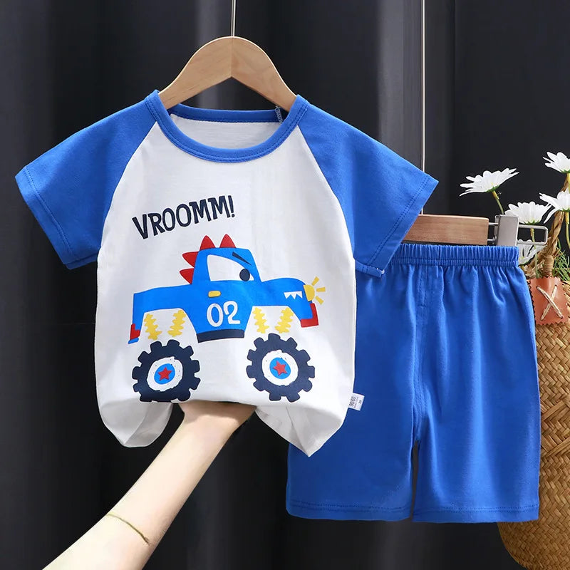 Completo Estivo per Bambini – T-shirt e Pantaloni Corti con Stampa di Topolino