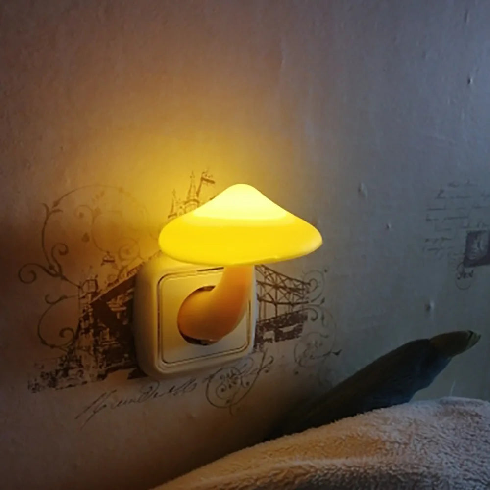 Lampada a forma di fungo giocosa - Illuminazione magica per la casa