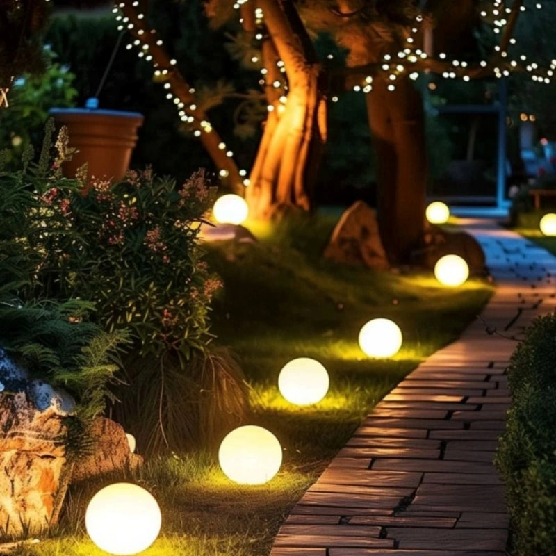 Lampada da Giardino Sferica con Luce Colorata – Lampada a Sfera LED per Interni ed Esterni
