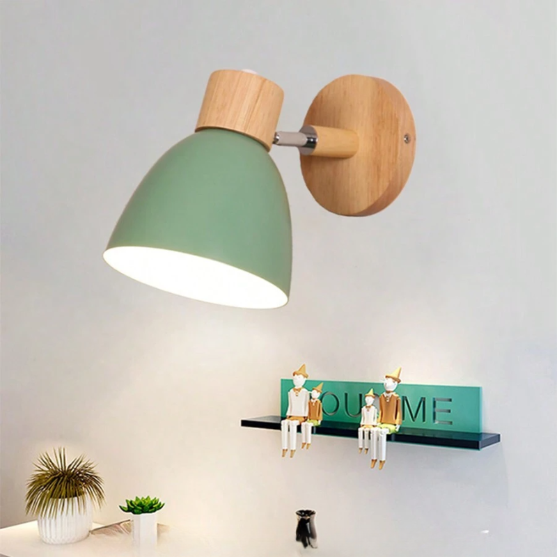 Lampada da Parete in Legno Helga – Design Scandinavo per un'Illuminazione Elegante