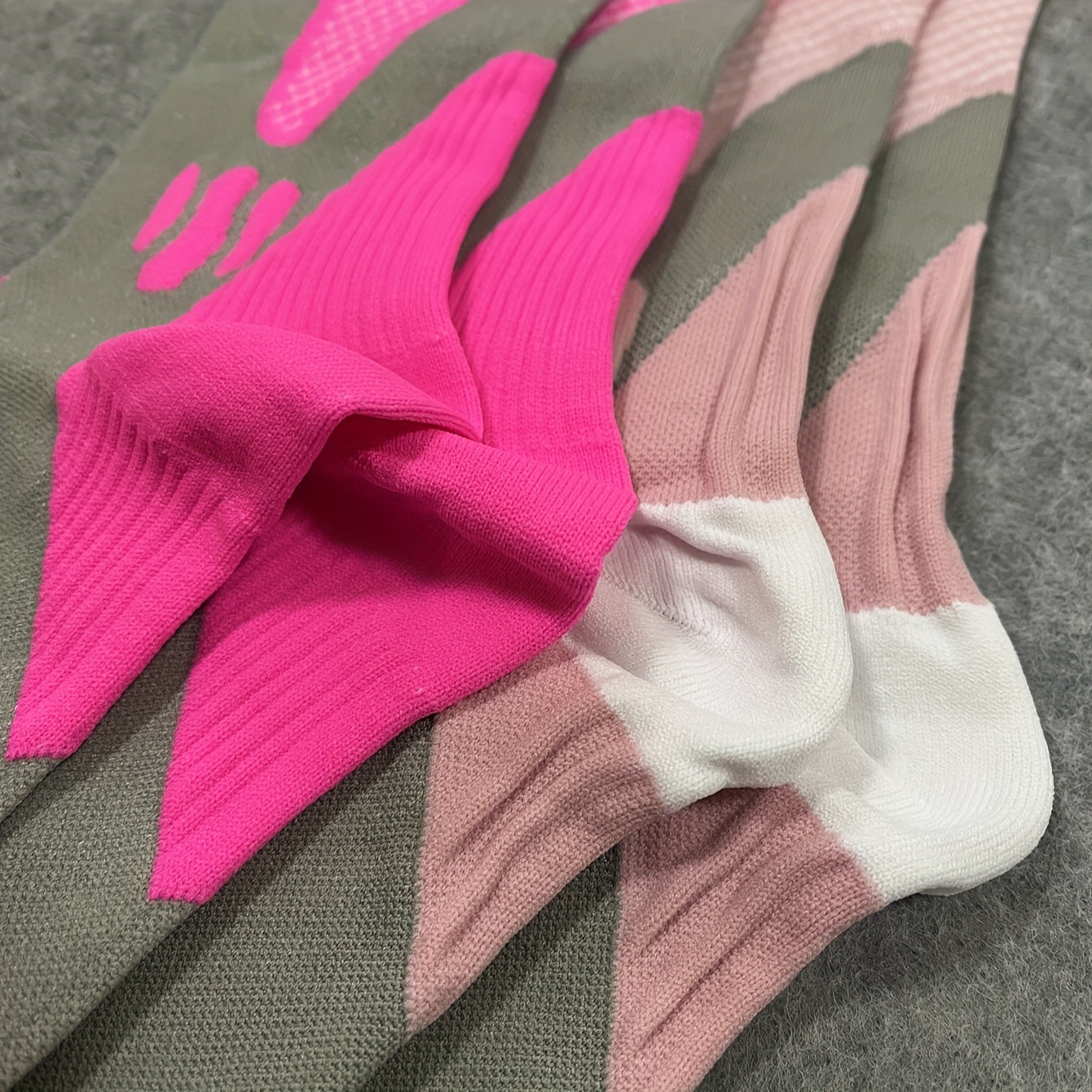 Calze Compressione Sportive per Donne – Traspiranti e Sostenitive per Attività e Recupero