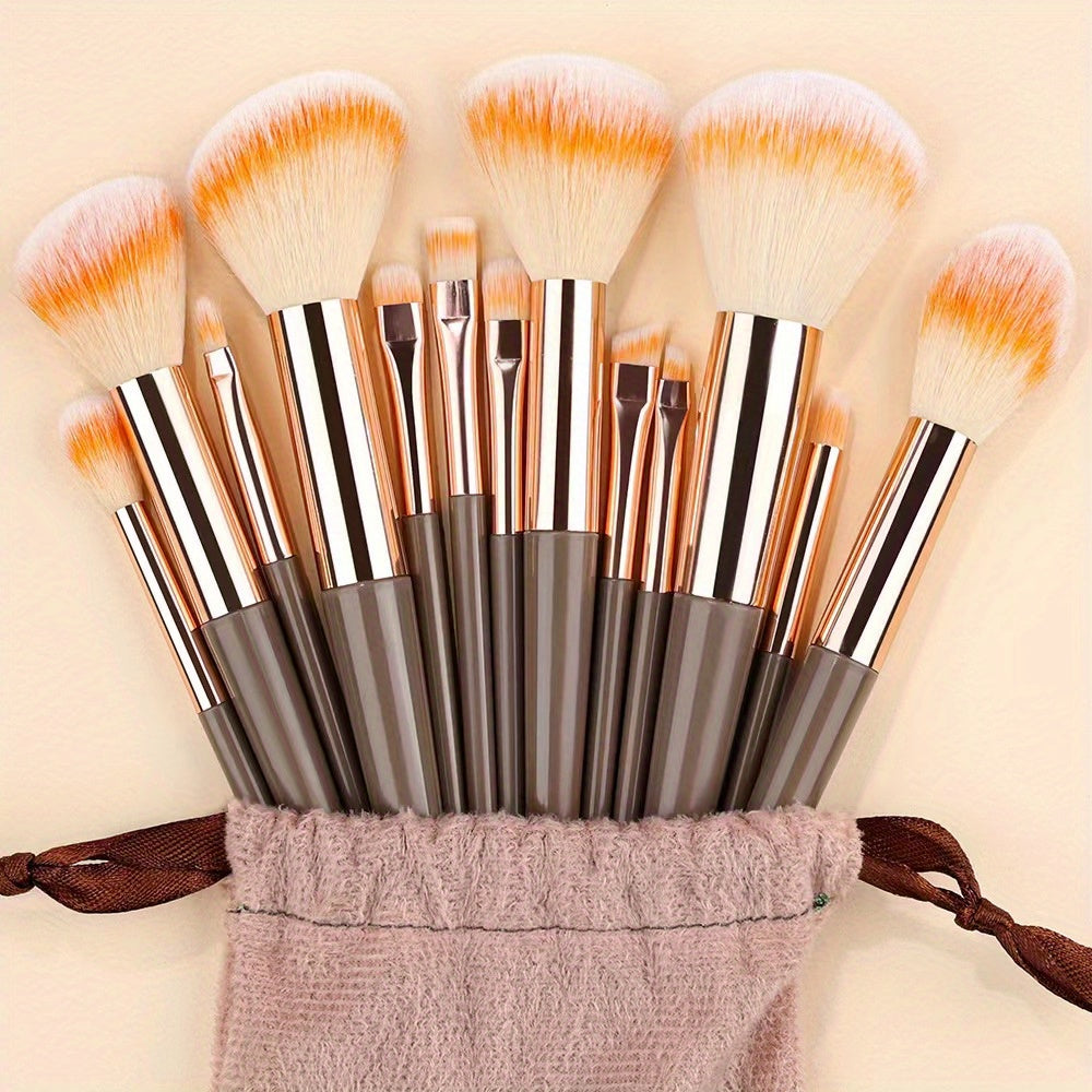 Set di Pennelli Make-up Fluffé - Un Regalo Perfetto per la Festa della Mamma