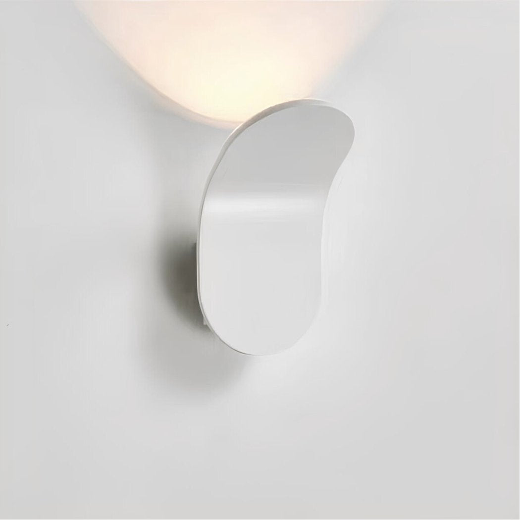 Moderna Lampada da Parete in Alluminio – Design Minimalista con Montaggio Semplice