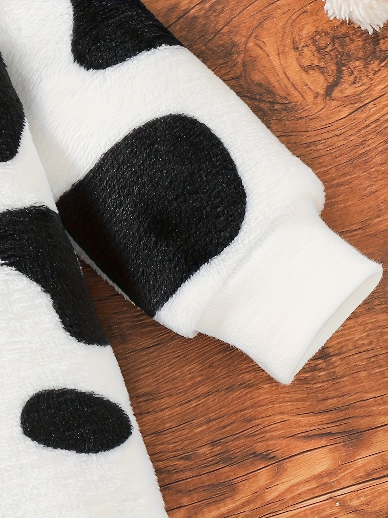 Romper per Bambini con Stampa di Mucca – Inclusa Cappello per Autunno e Inverno