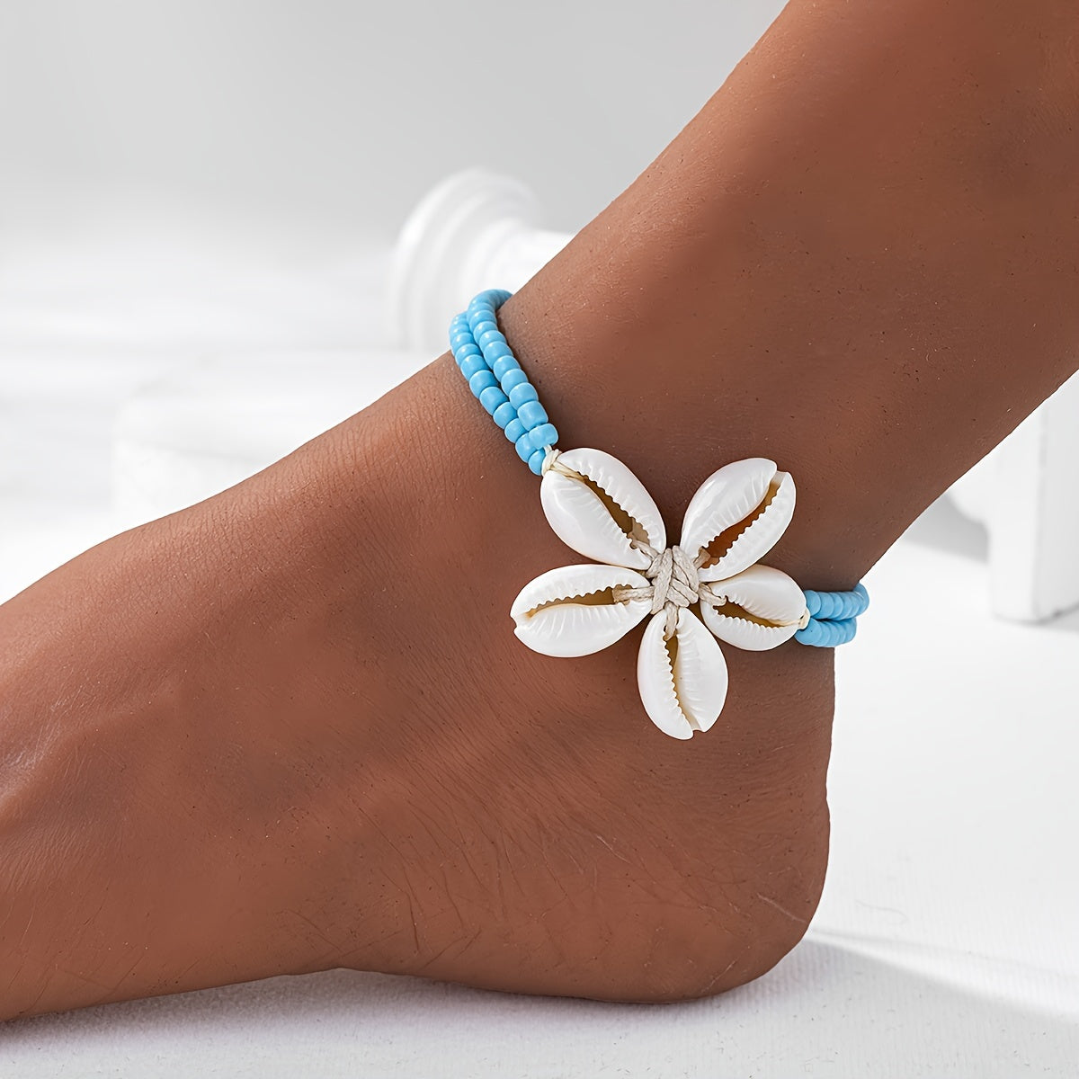 Braccialetto alla Caviglia Bohemien con Fiore di Conchiglia - Accessorio Elegante per Estate e Vacanze