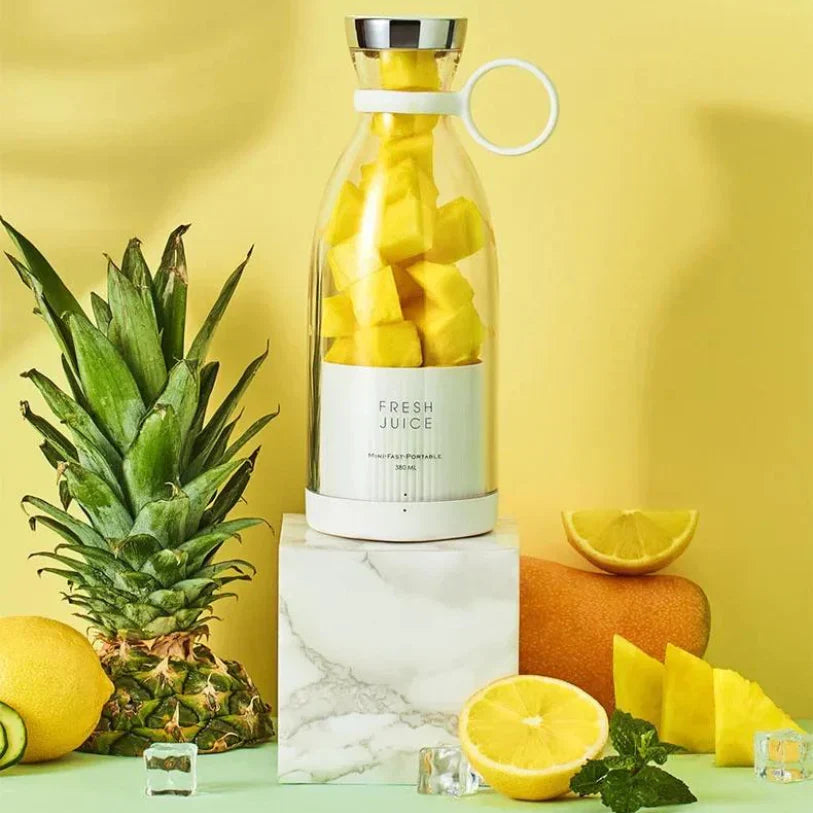 BlendPro - Frullatore Compatto e Portatile per Smoothie