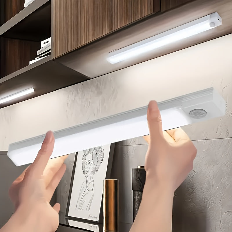 Illuminazione LED Sottopensile Intelligente con Sensore di Movimento – Senza Fili, Ricaricabile e Ultra Sottile