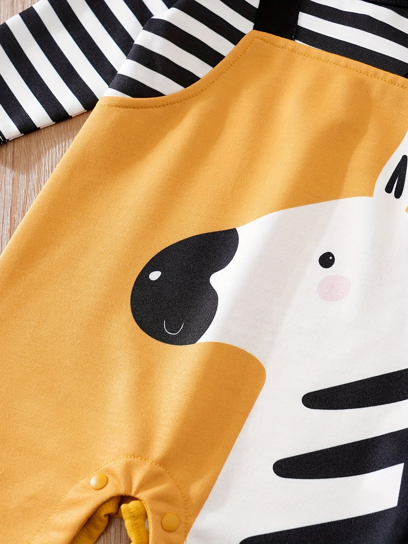 Romper Zebra Adorabile per Neonati – Perfetto per Avventure All'aperto in Primavera e Autunno