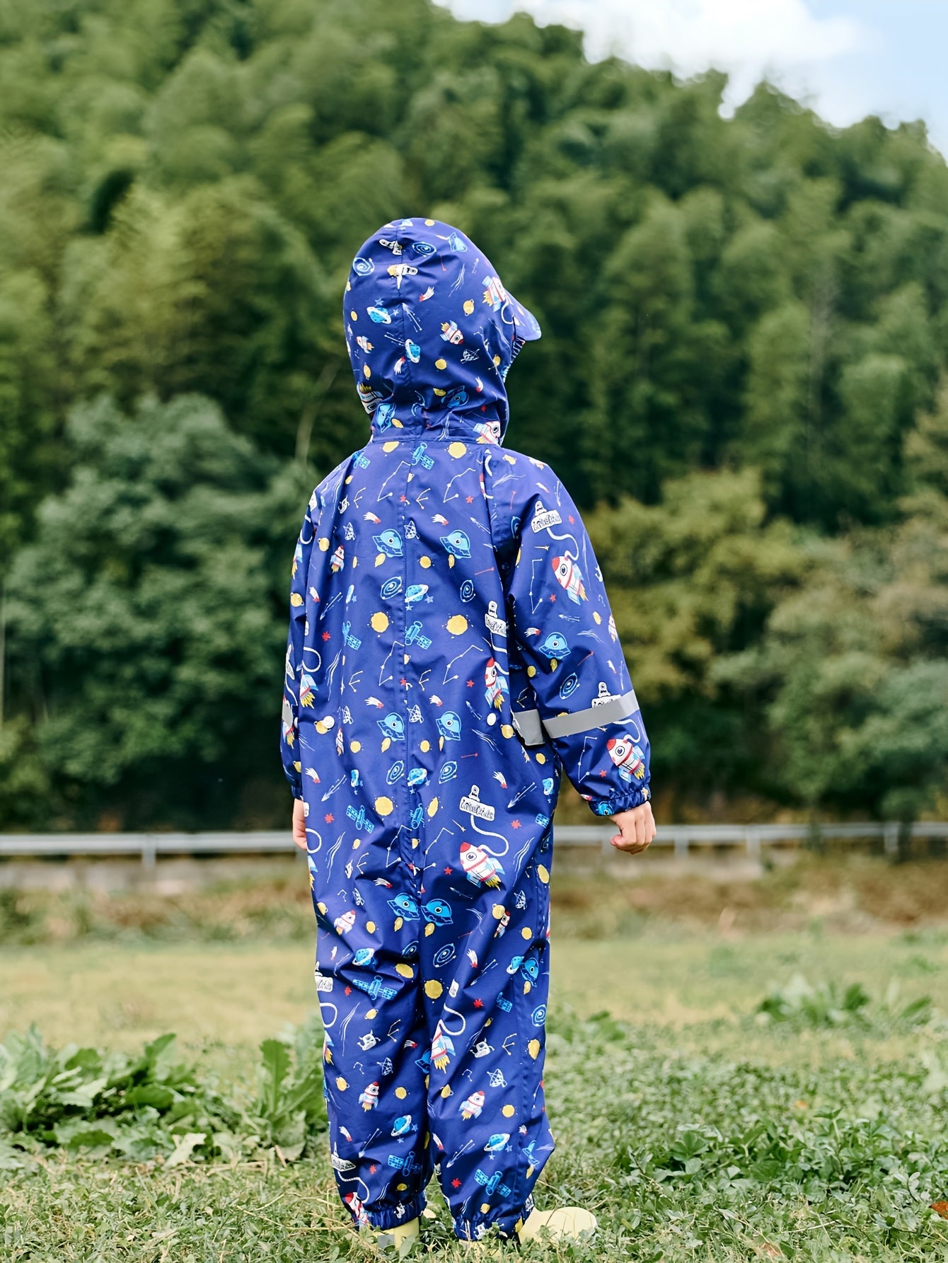 Tuta Impermeabile e Gioiosa per Bambini – Traspirante e Confortevole per Attività all'Aperto