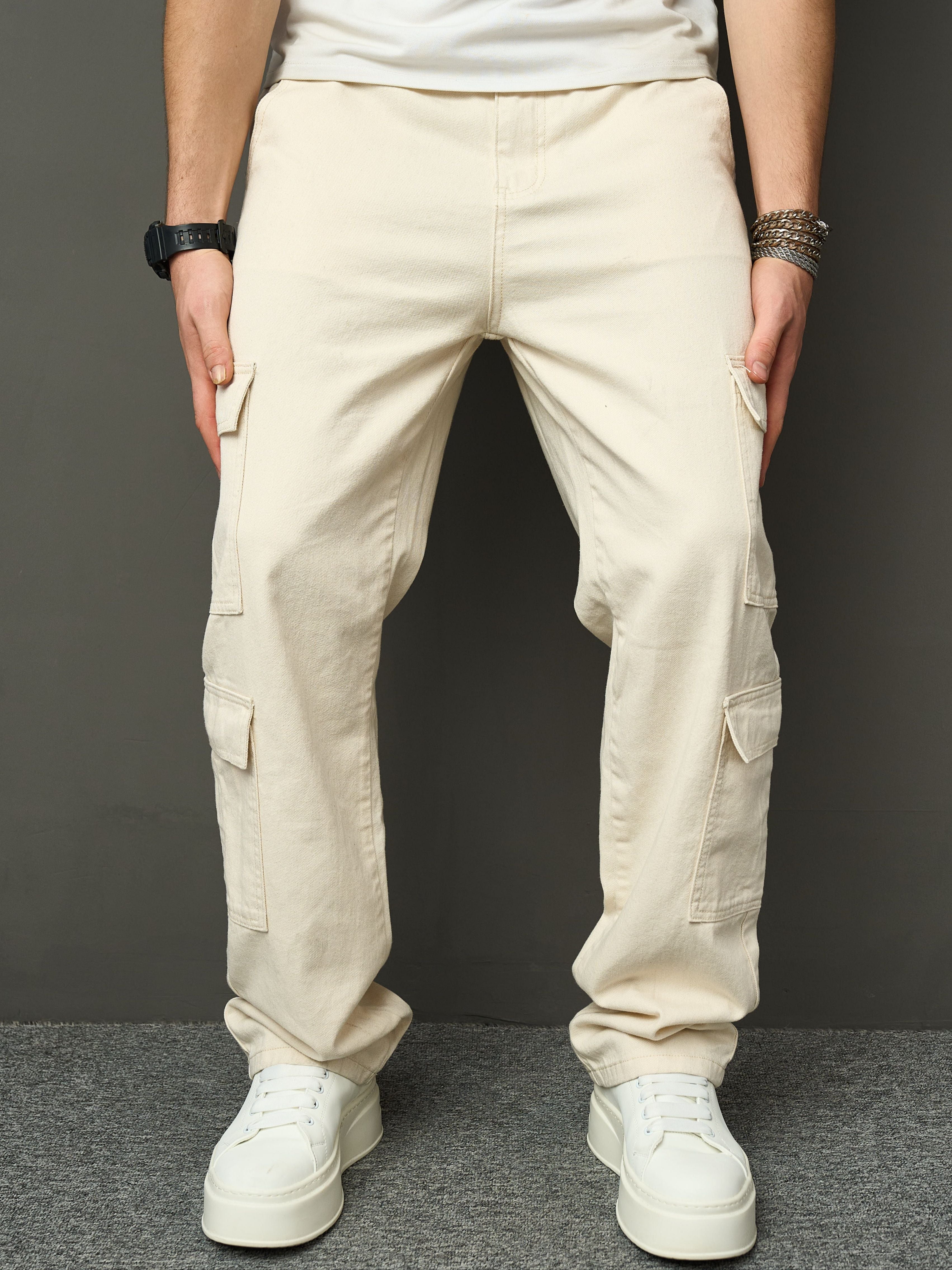 Jeans in Denim Beige a Vita Alta – Pratici e Confortevoli per Ogni Giorno