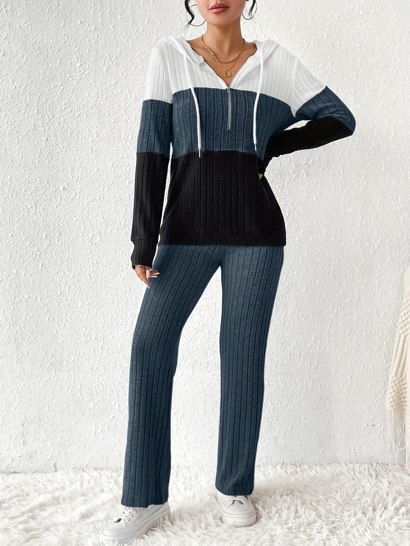 Lotte Cozy Tuta - Per un Comfort Rilassato