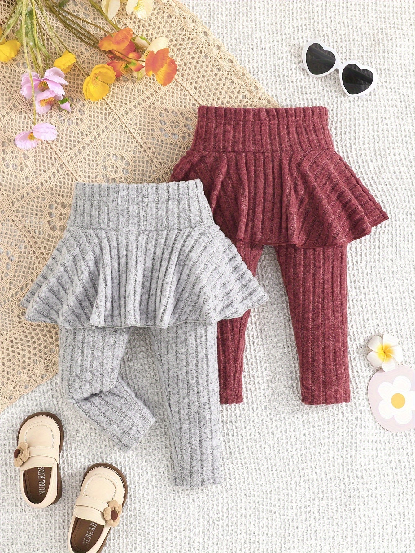 Set Gonna a Costine e Pantaloni Tess per Bambine - Casual e Stile per Attività all'Aperto