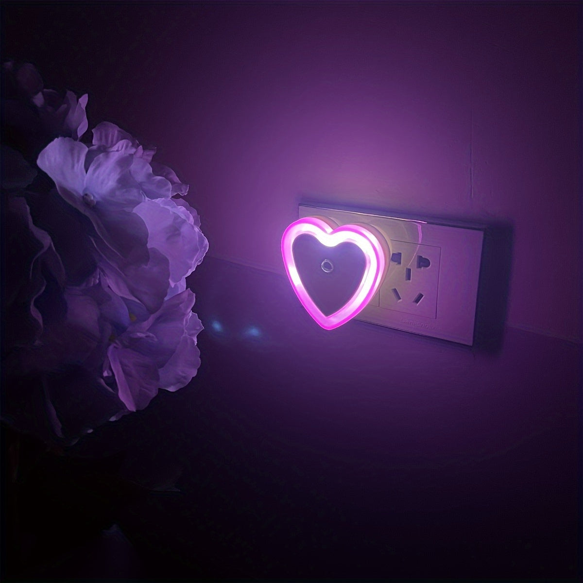 HeartGlow LED Notturno - Illuminazione Intelligente Dusk-to-Dawn