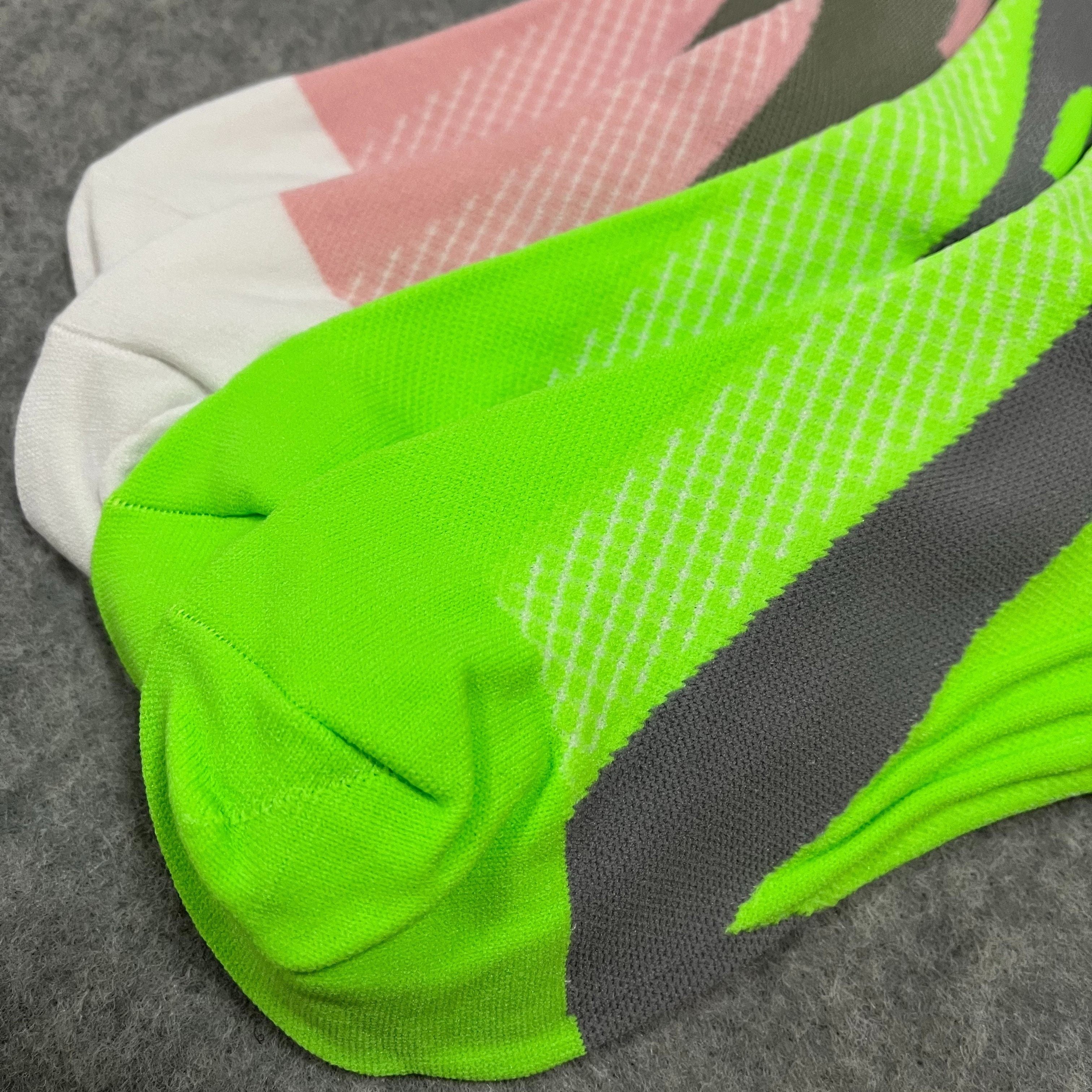 Calze Compressione Sportive per Donne – Traspiranti e Sostenitive per Attività e Recupero