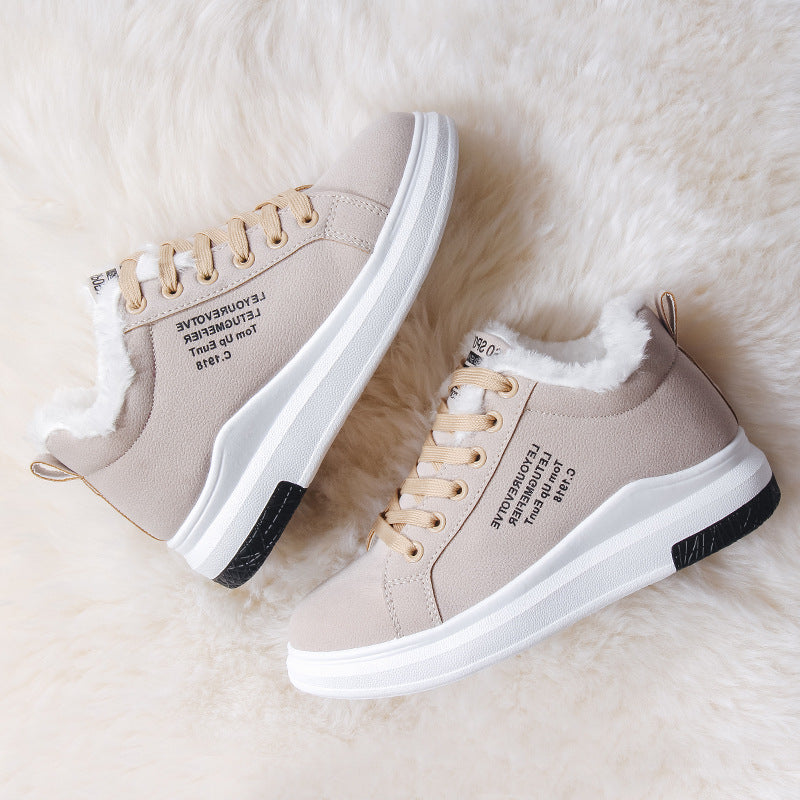 Sneakers Calde Wolf per Donne - Sneakers Trendy per Giornate Fredde