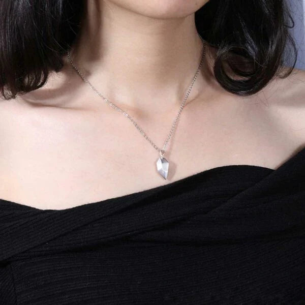 Collana a Cuore Connesso - Per Amore Indissolubile a San Valentino