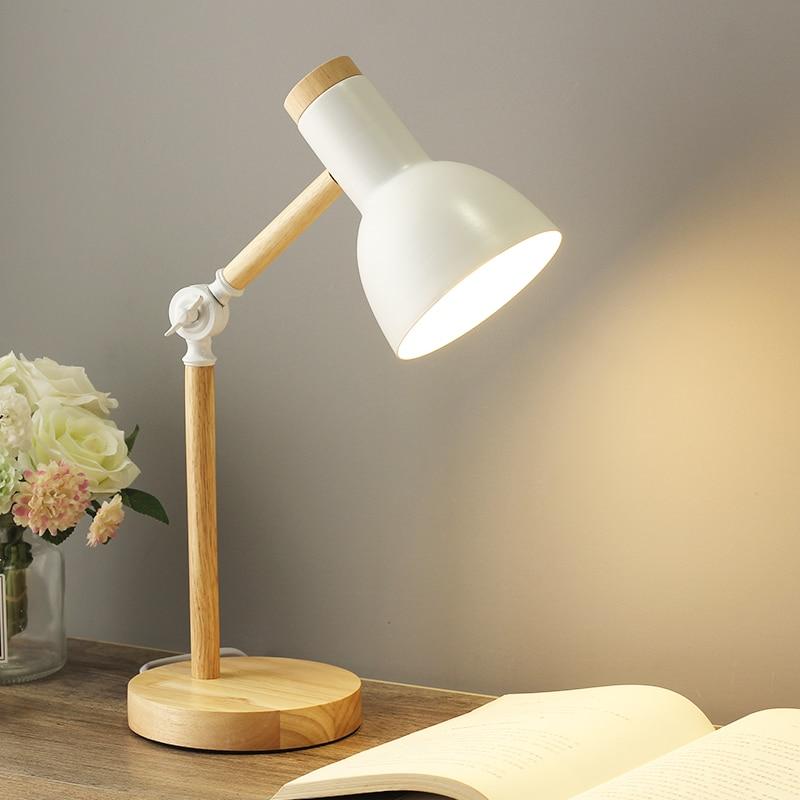 Lampada da Scrivania Moderna Regolabile – Design Scandinavo per un Ambiente di Lavoro Accogliente