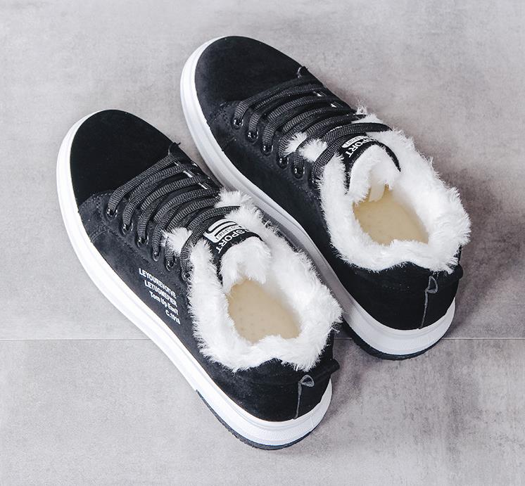 Sneakers Calde Wolf per Donne - Sneakers Trendy per Giornate Fredde